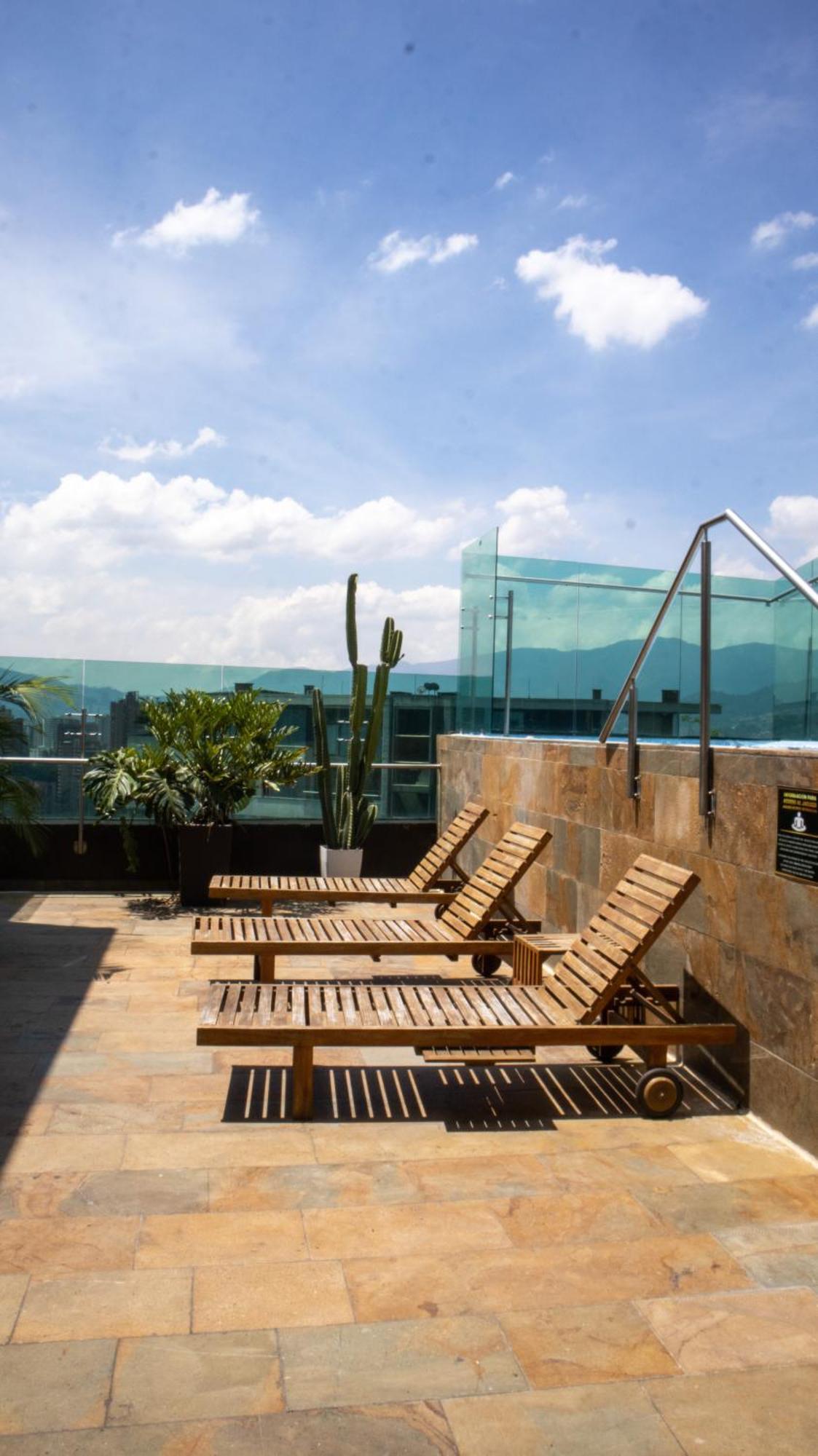 Cafe Hotel 메딜린 외부 사진