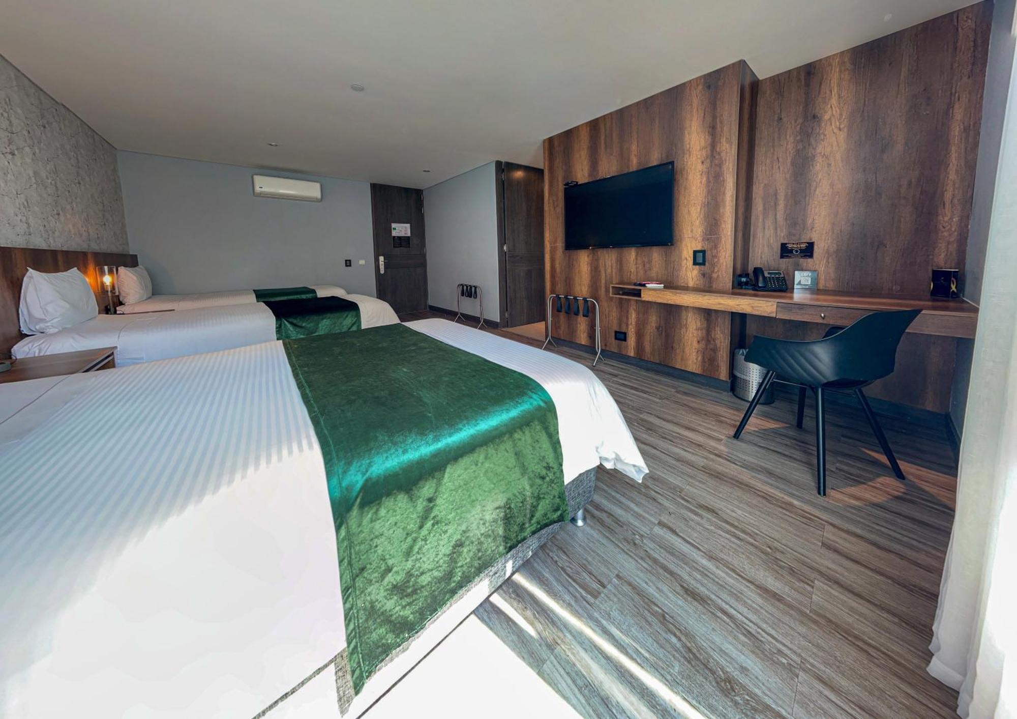 Cafe Hotel 메딜린 객실 사진