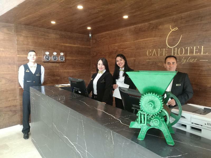 Cafe Hotel 메딜린 외부 사진